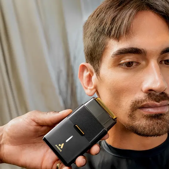 ANDIS ProFoil Plus II Titanium Foil Shaver, Cord/Cordless TS3 - Black Chrome